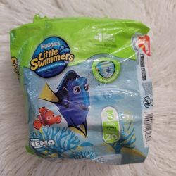 Little Swimmers Size 3