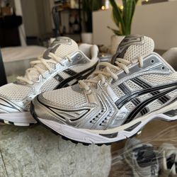 ASICS Gel-Kayano 14 Cream Black Metallic Plum 10.5 