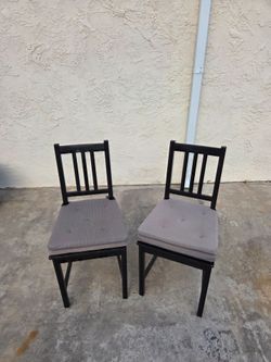 Free two double-cushioned Ikea chairs