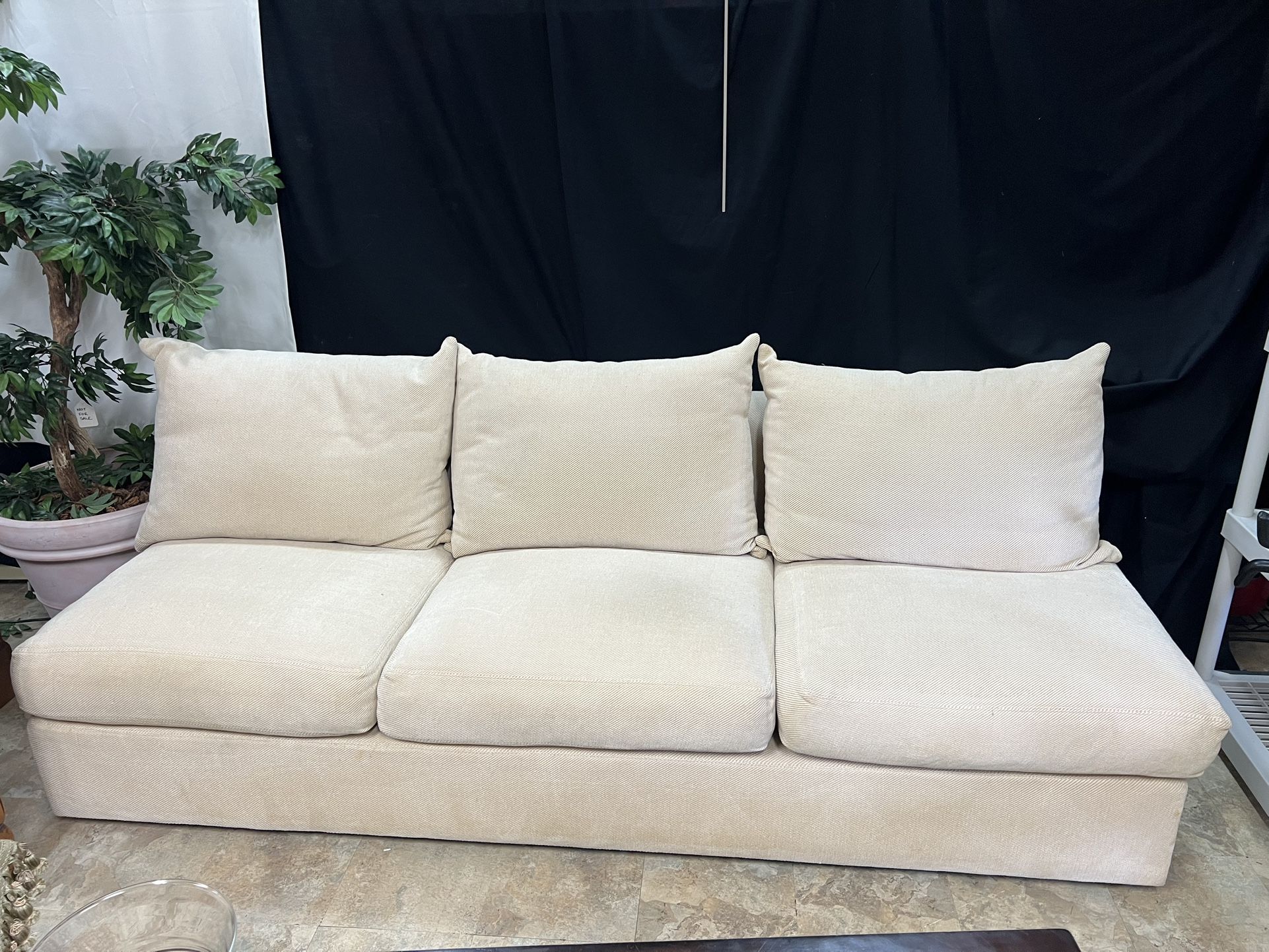Kreiss Cream Fabric Couch