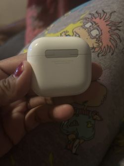 Apple AirPods For 100