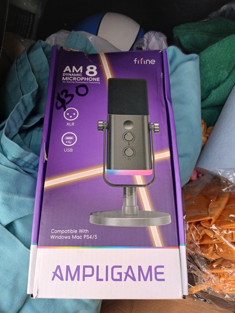 Microphone
