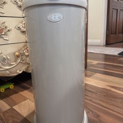 Diaper Trash bin