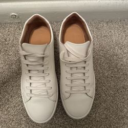 Banana Republic. Sneakers