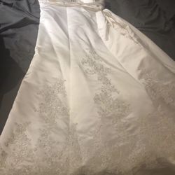 Wedding dress