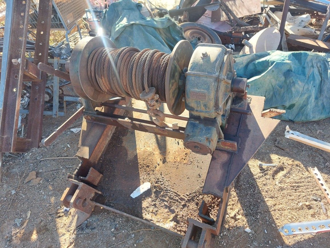 Braden Winch CO.  PTO WENCH 