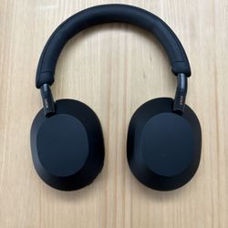 Sony WH-1000XM5 Wireless Headphones - Like New! $240 OBO