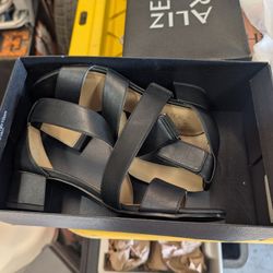 Naturalizer Adele strappy black block heel sandals