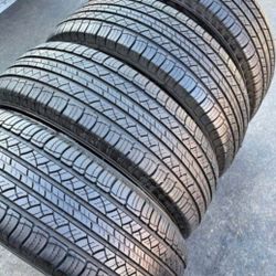 235 65 18 Tires Con 80%de Vida Las 4 De La Marca Michelín 
