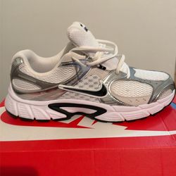 Nike Zoom Vomero 5 SE