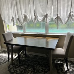 Farmhouse Dinner Table With 2 Chairs