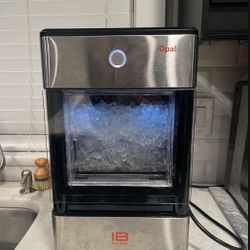 Ice Maker 