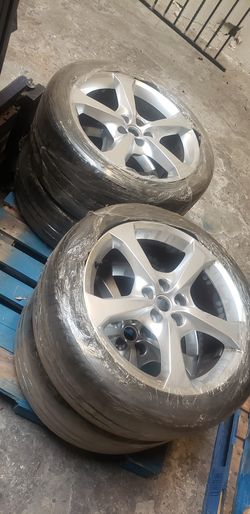 20" Original Camaro rims with like new tires