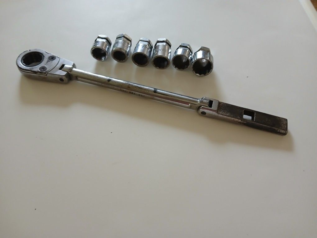 Mac Tools 12 Point Alignment Tool With Sockets 