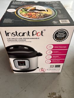 Instant Pot 7 in 1 NEW 6 Quart