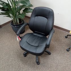 Office Chair | Presta Leathertek