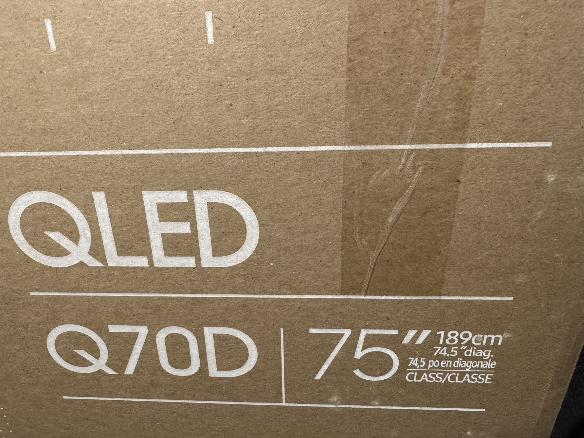 SAMSUNG QLED 75”