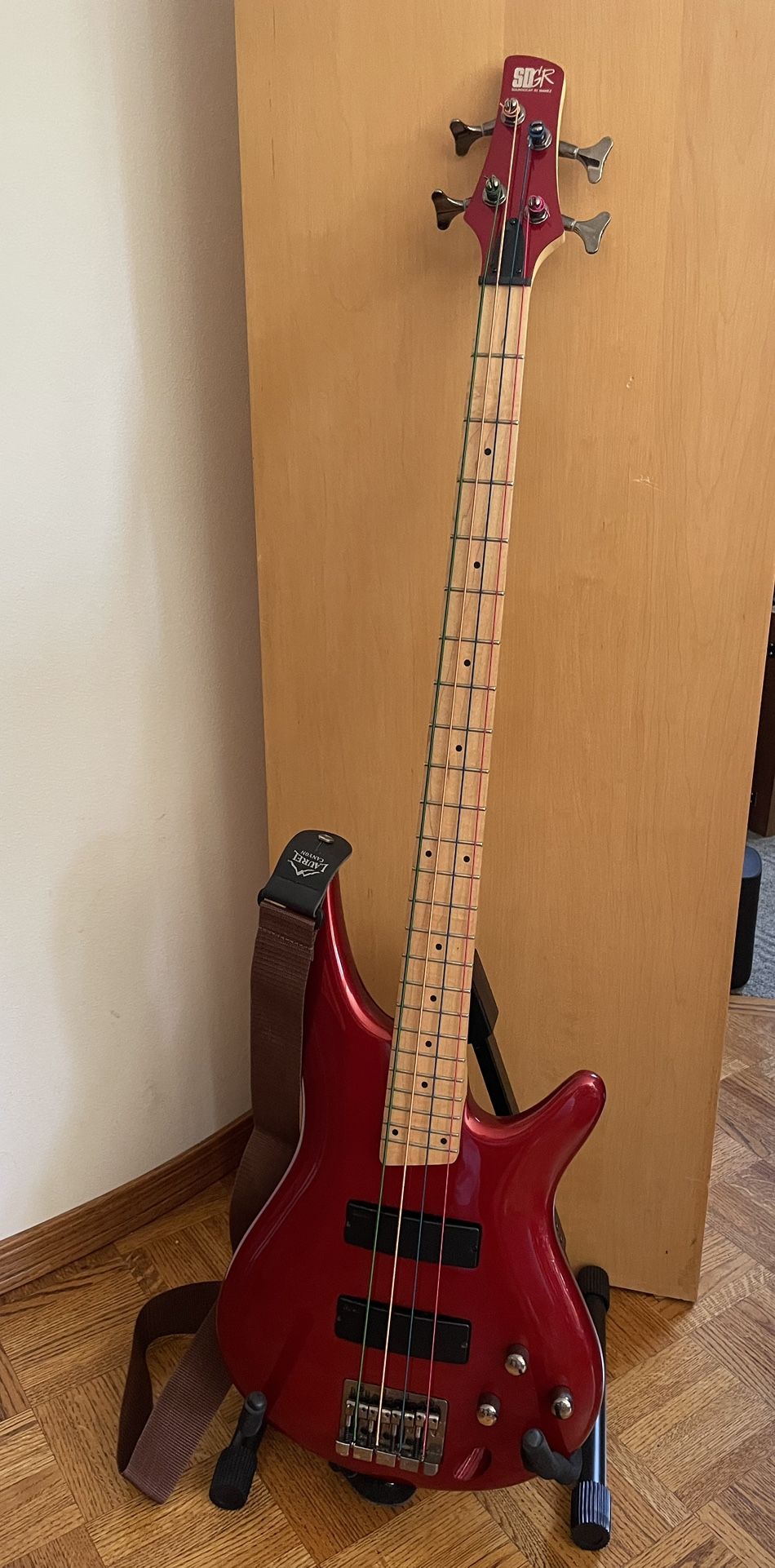 Electric Bass Guitar Ibanez SR300M