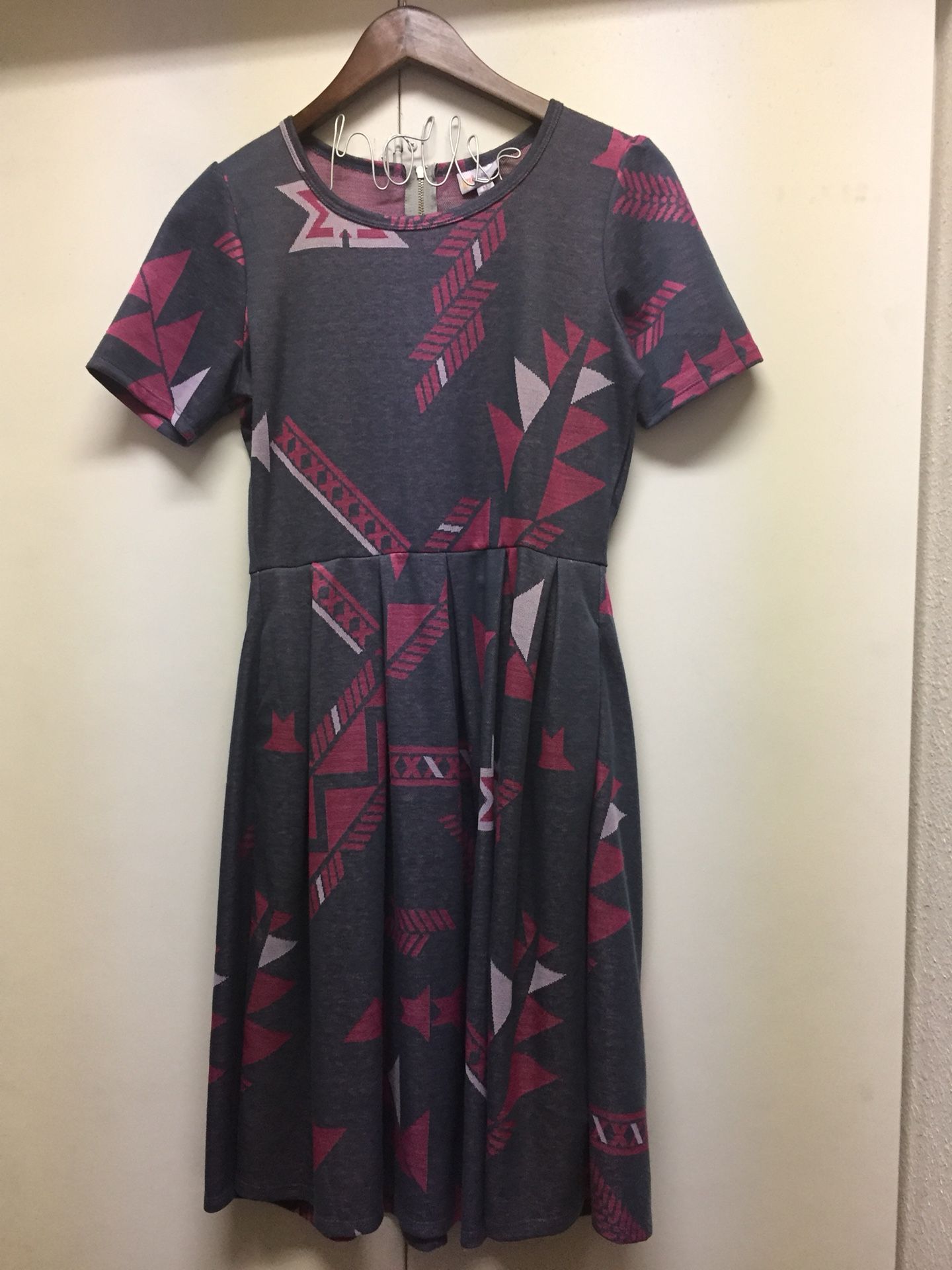 Lularoe Amelia