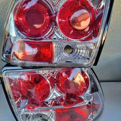 99-04 Ford Mustang Taillights Luces Traseras Micas Faros Focos Calaveras Faroles