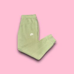 Nike sportswear club fleece tapered sweatpants green mens medium 
