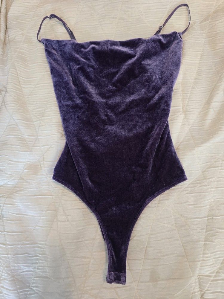 XS Purple Velvet Fashion Nova Bodysuit