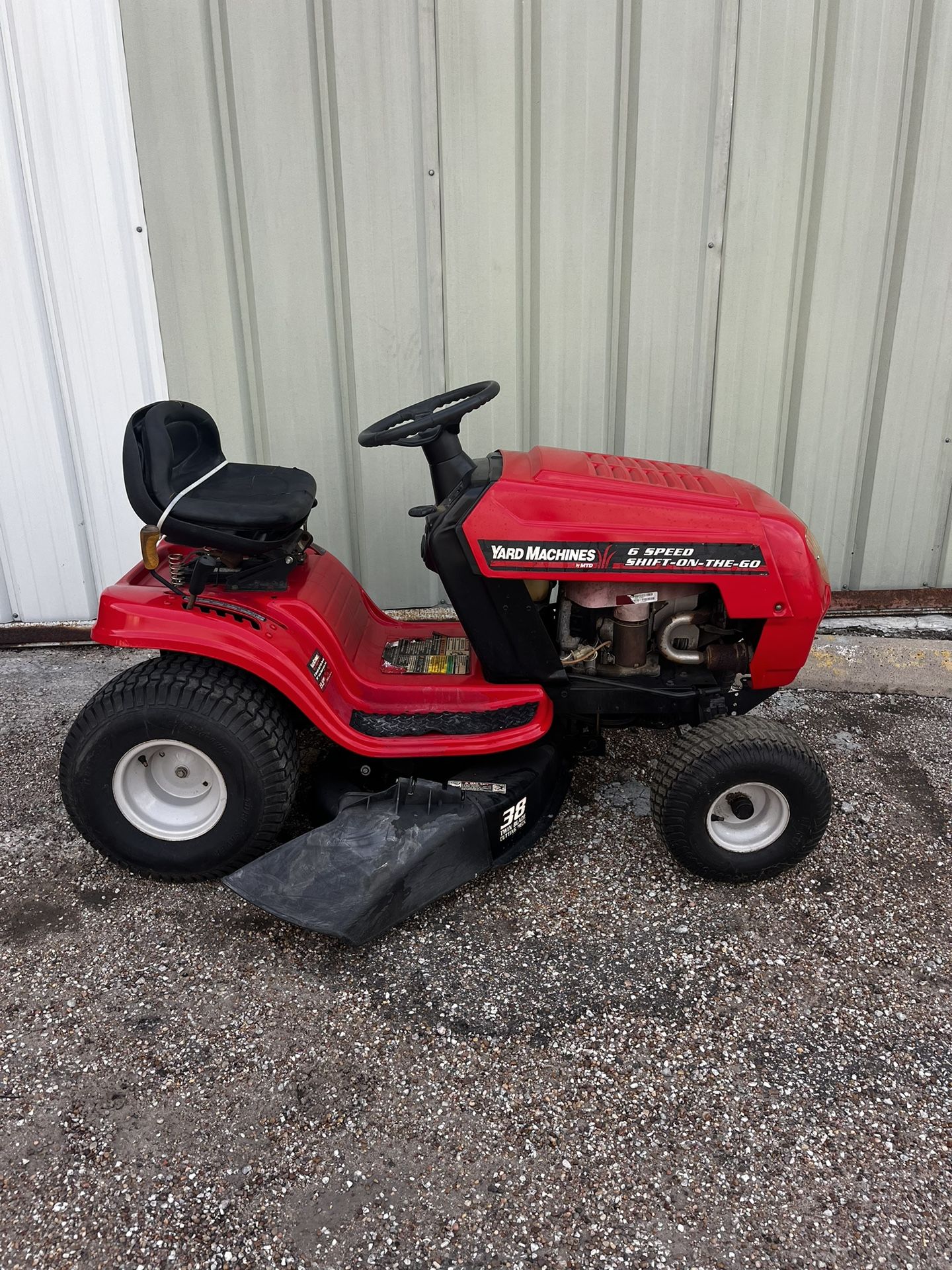 Speed Shift Used Yard Machine Riding Mower Red 38 In Speed MTD