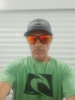 Oakley Holbrook