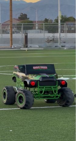 Grave digger monster truck
