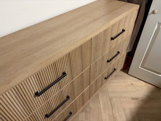 Like new Wide Dresser with Fluted Front and Black Handles