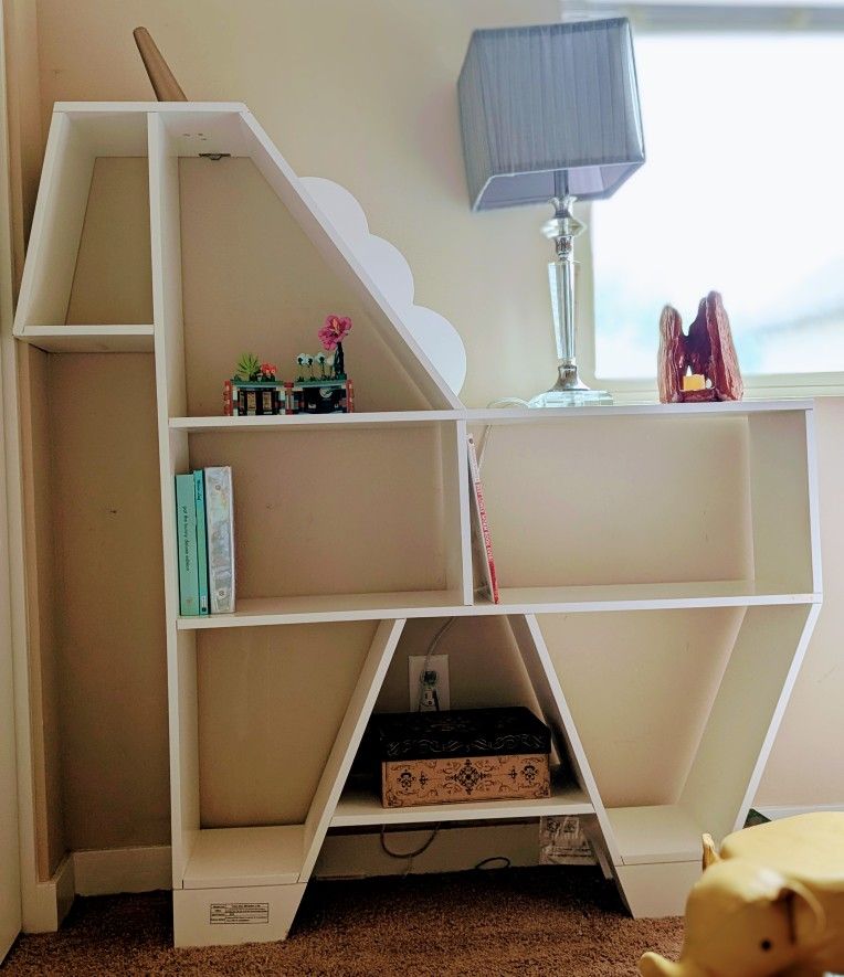 Unicorn Bookshelf
