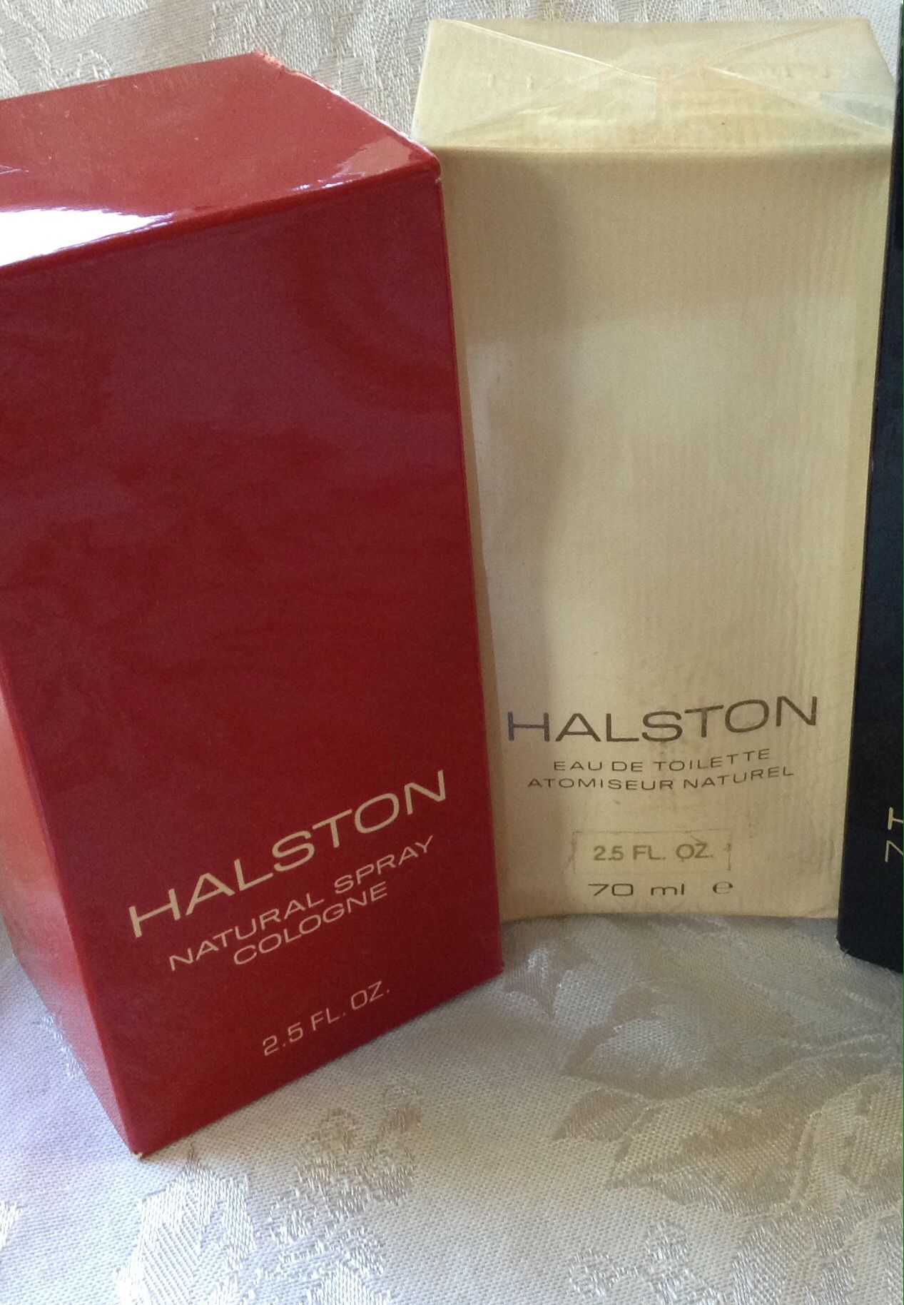 Halston fragrances 2.5 FL oz. Natural spray cologne OR orig scent Eau de toilette