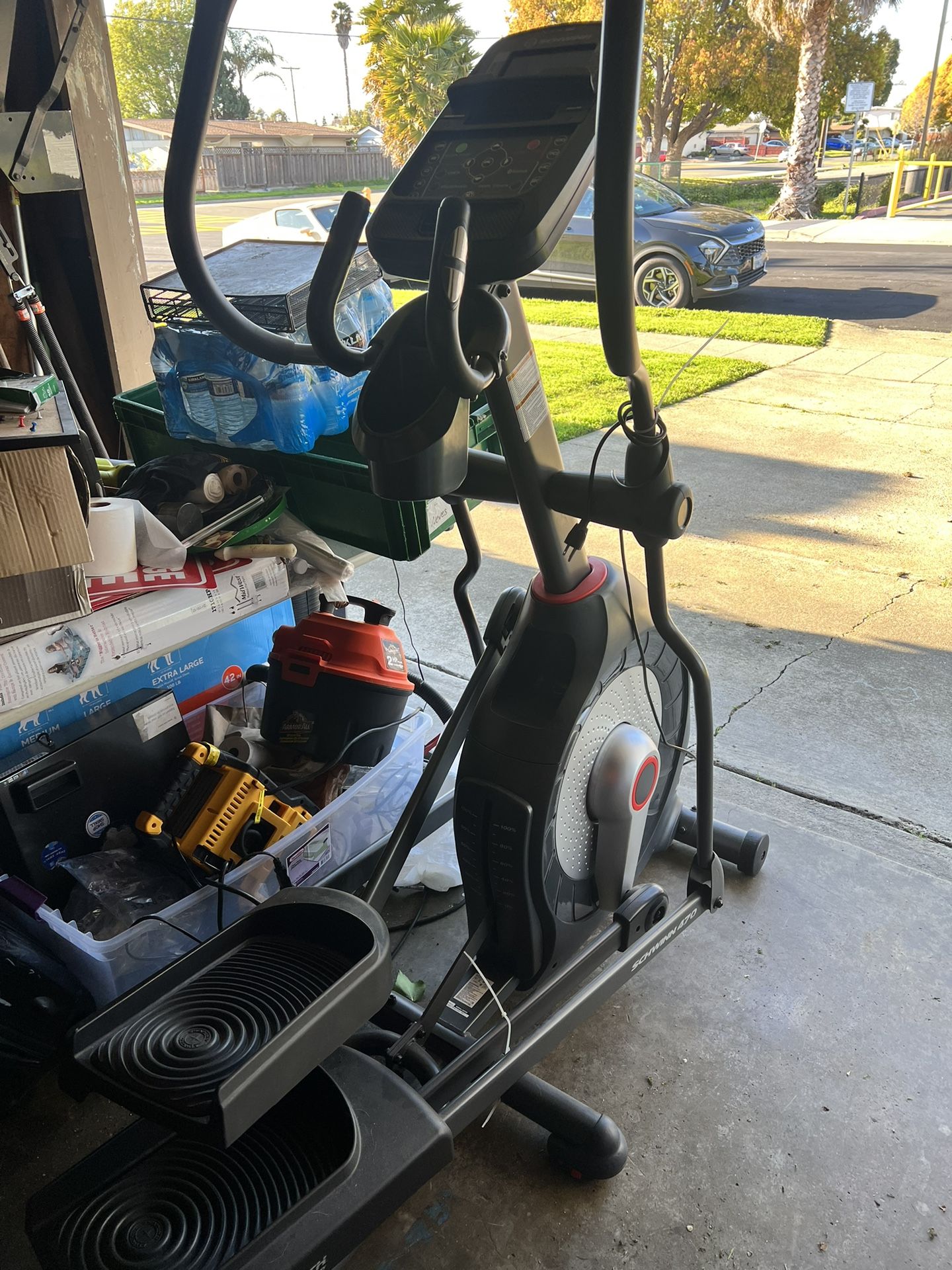 Schwinn Elliptical Machine