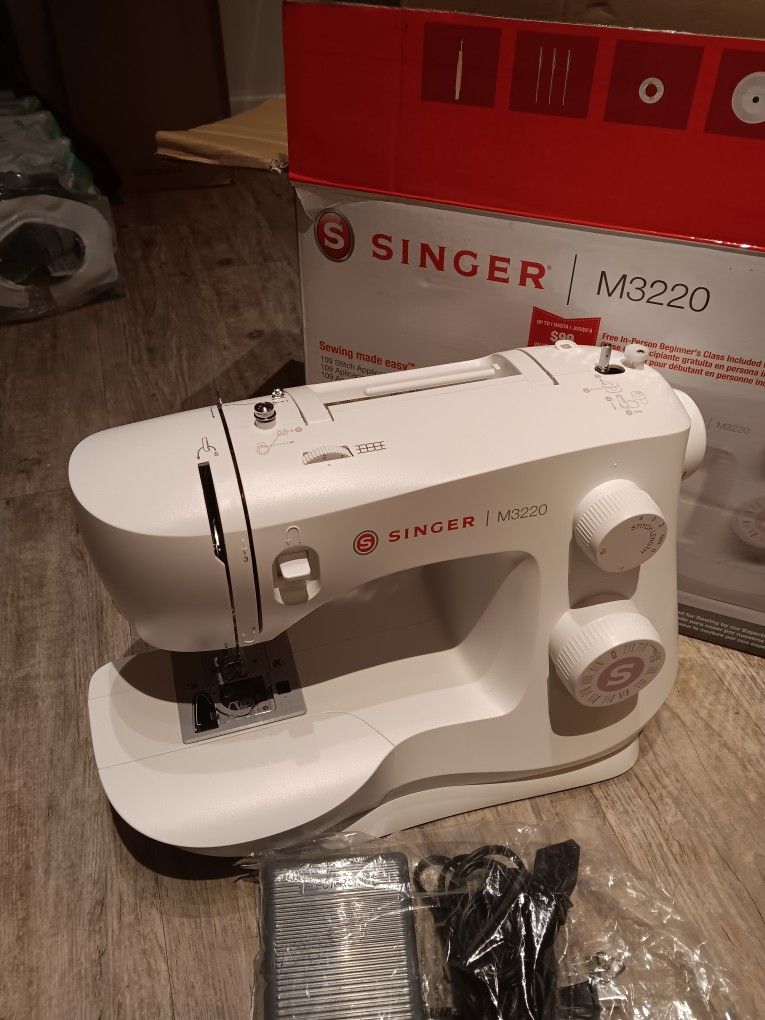 singer m3220 sewing machine with foot pedal