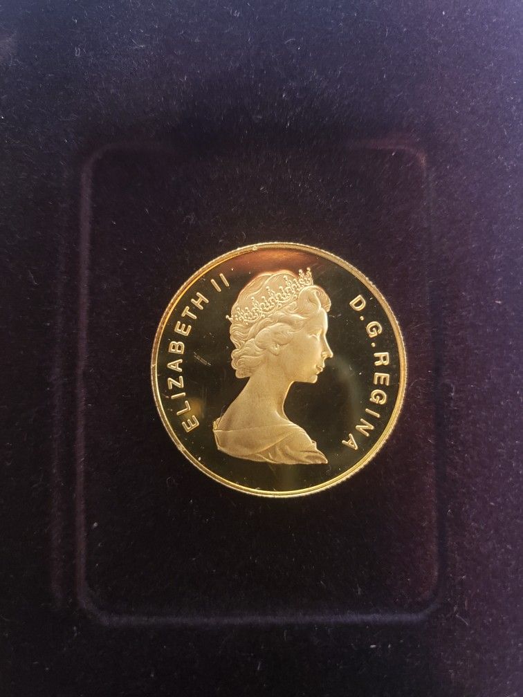 980$ 22k 16.965gram gold Coin