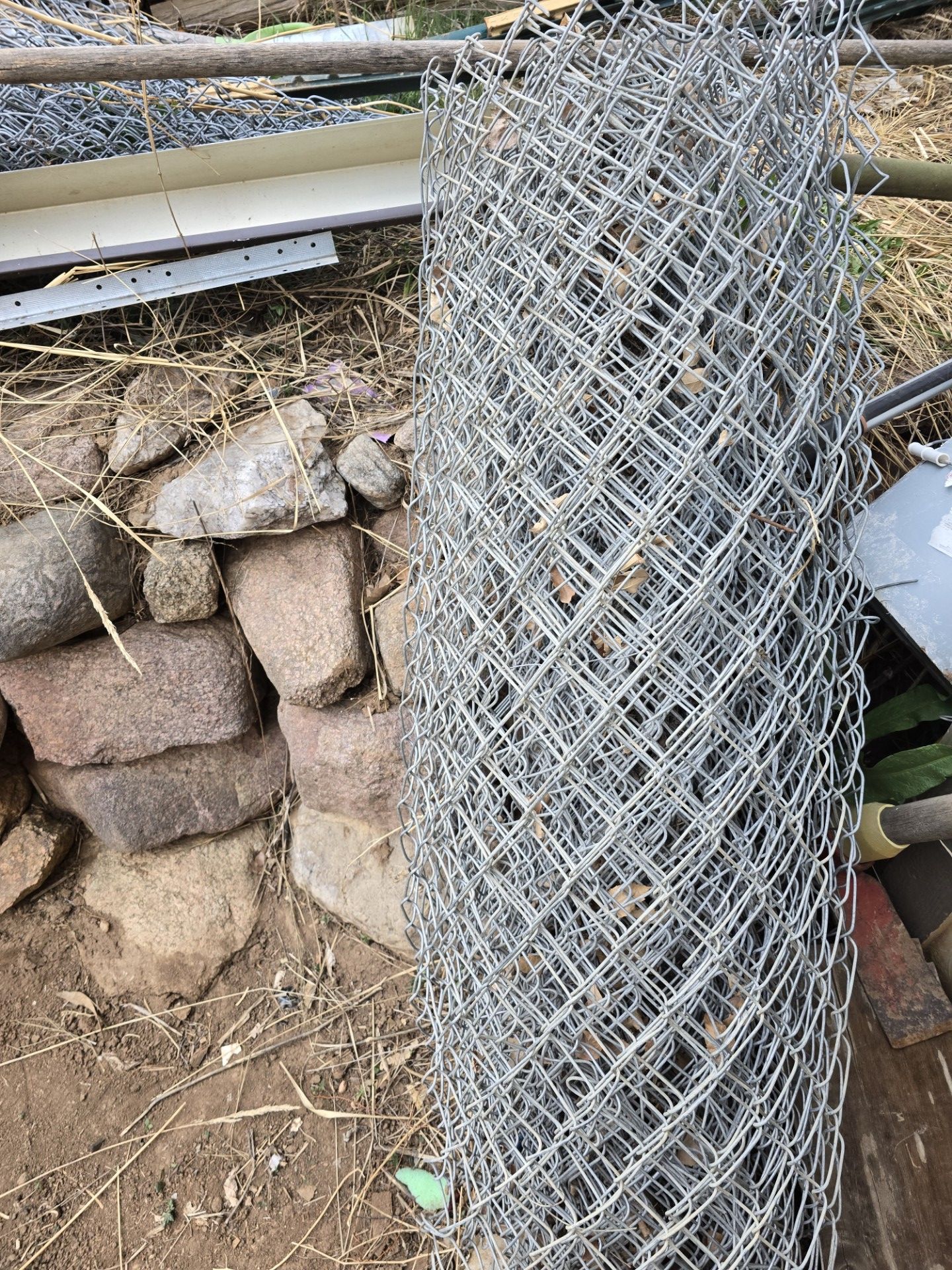 Fencing 100 feet good condition