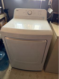 Brand New Dryer LG 7.3 Gas Dryer