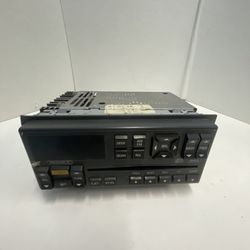 1(contact info removed) Oldsmobile Custom Cruiser Radio #1(contact info removed) Am Fm Stereo CD RADIO