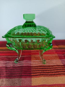 Green Depression Glass Lidded Footed Curved Legs Trinket Vanity Box Candy Dish
