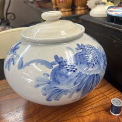 Blue and White Peony Ancestor Jar, a classic style of porcelain decorative jar featuring intricate hand-painted designs