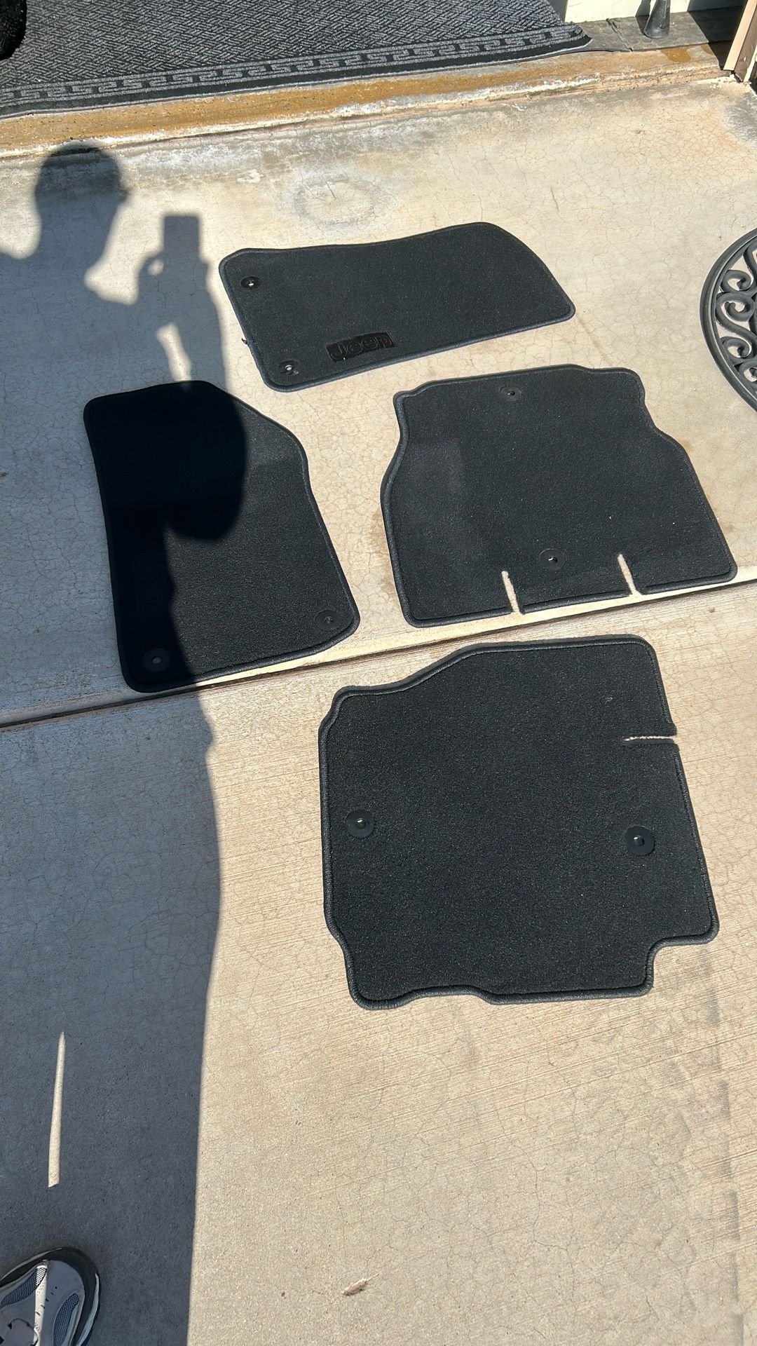 Jeep 2020 Floor Mats