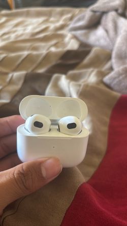 AirPods