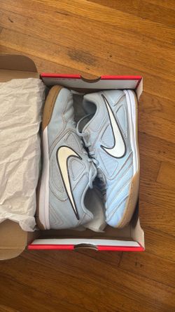 Used Nike gato LV8 size 11.5