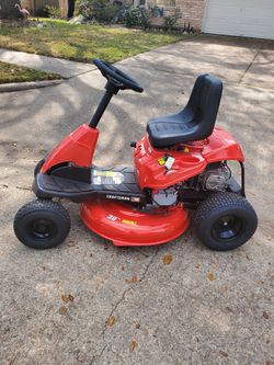 Craftsman R110 Riding Lawnmower Brand New Never Used Nueva Nunca