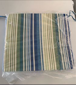 Patio cushion set of 2