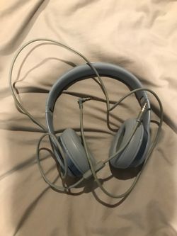 Beats solo 2