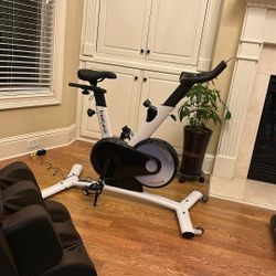 Indoor sports bike