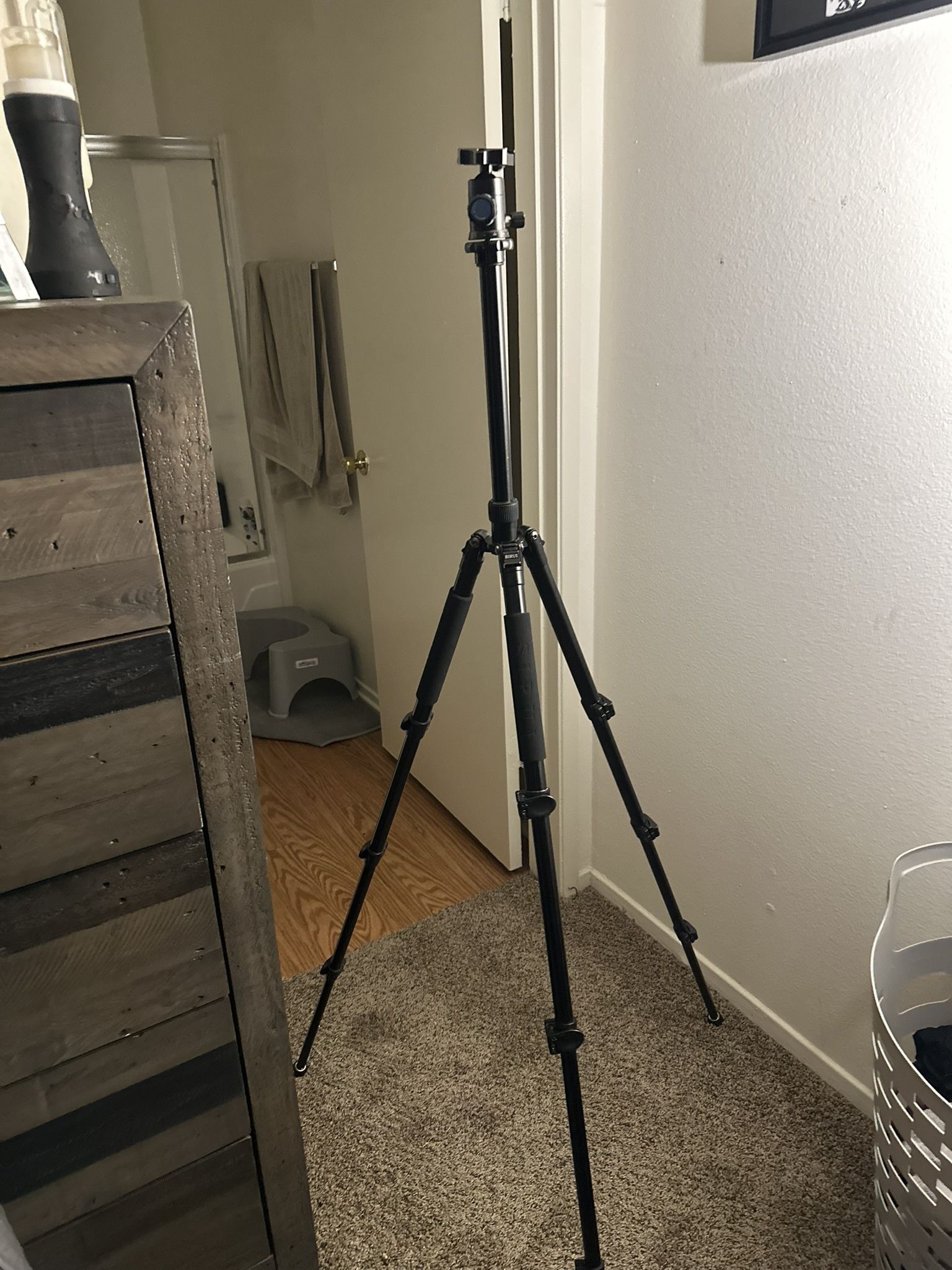 Sirui Tripod We p
