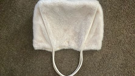 Faux fur VS tote