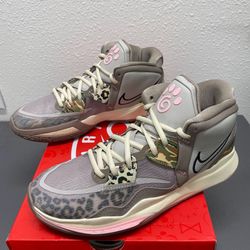 Nike Kyrie Infinity Size 9